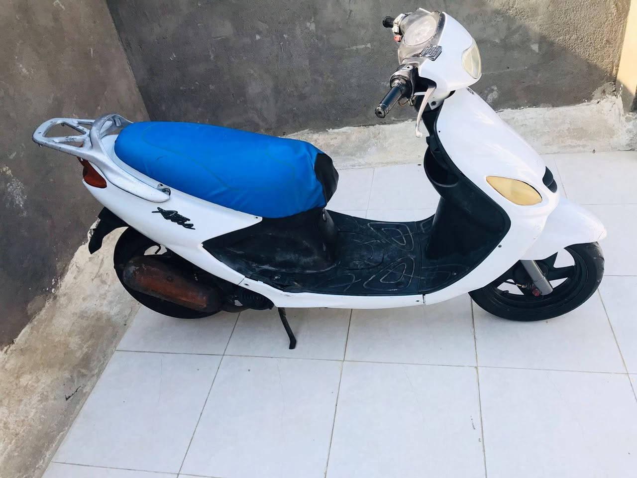 السلام عليكم دراجه دولفين دراجه جاهزه سلف هندر كهربائيات كله اشاير لايت كلشي شغال بيه حته كيج بانزين مكاني الرميثه ***********
