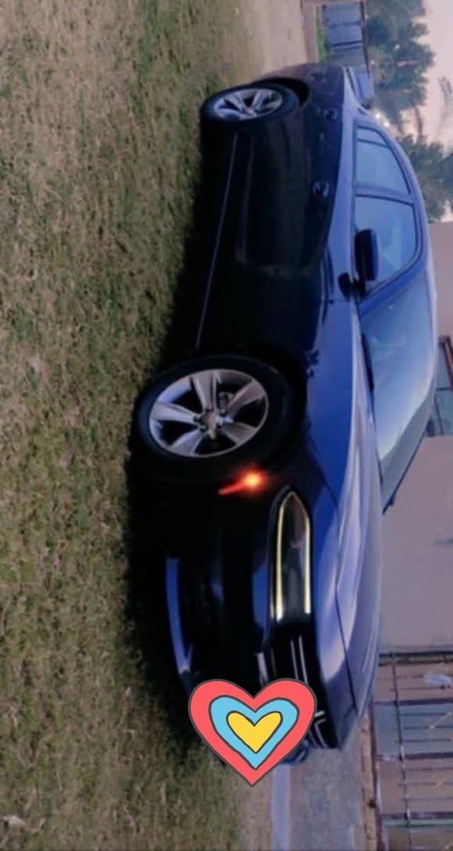 السلام عليكم
السلام عليكم
جارجر 2016 نيلي 
حادثها بأمريكا الجاملغ الايسر ونص من الباب. مصلحات نفسهن. وبيها 3قطع  صبغ بدون معجون وبدون تبديل اثر شخوط 
إيرباكات كله سليمه 
فئة SXT 
المواصفات 
شاشه جبيرة 
بصمات تشغيل وابواب وجنطه 
تشغيل عن بعد
كشنات الامامية تدفئة
كشن السايق كهرباء
كامرا بلاديه
والمواصفات مال SXT المعروفه
بيها تخم تايرات جدد ويل 18
تبريدها خير من الله 
گير مكينه حداديه كله شرط 
السيارة رقم بغداد  انكليزي
السعر المطلوب. 165 وبيه مجال 
مكاني الديوانيه 
للأستفسار  الاتصال***********
