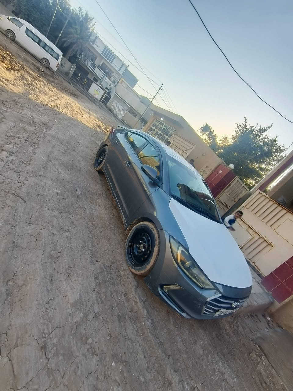 إسلام عليكم
النتره ٢٠١٨ 
أمريكي 
كدامك الصور و الحادث 
محولبه 
مكينه 
كير 
تبريد
مكفول 
صدرها50٪
رقم قادسيه
تحويل ثاني يوم 
كل شيء موضح بصور 
مكاني بغداد 
السعر 115$ فيها مجال 
***********
