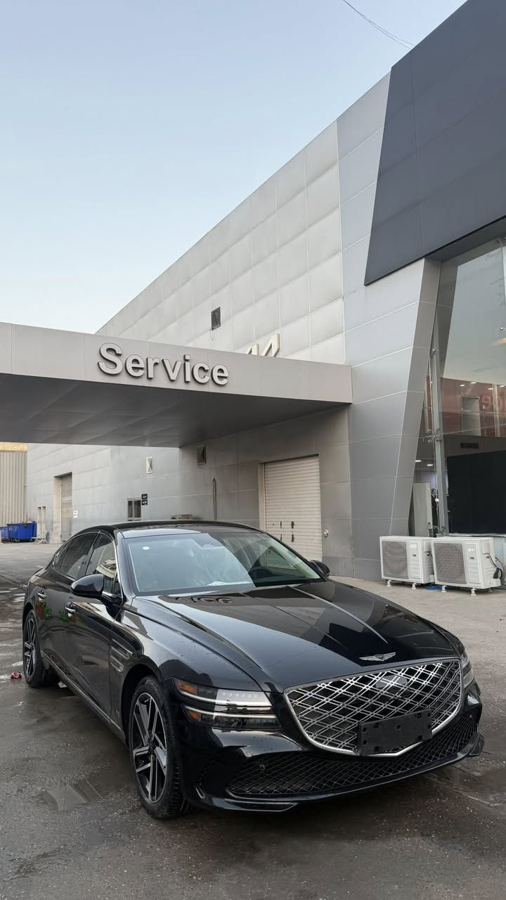 جينسس g80 موديل 2025
اربعه سلندر 2500 توربو (300 حصان )
وارد امريكي حادث جداً بسيط 
داخله كتاب شهداء رقم بصره سنتين وتتحول 
(الضريبه مدفوعه مقدماً )
السياره فئه جديده اسمها ADVANCED تجي دفع رباعي
فول اوبشن للأخير لكن مو برستيج باقي المواصفات كامله بيها 
رادارات محيطيه + كامره خلفيه 
بانوراما + برده خلفيه 
عداد شاشه متصله ؏ طول الدشبول 
كير ماوس + ماوس تحكم بالشاشه 
اوتو هولد + هاند بريك كهرباء 
نضام اوتو ستارت + حساسات امامي + خلفي 
قياده شبه اليه + رادار امامي تفاعلي + رادار جانبي تفاعلي 
تحديد مسار + نضام مانع تصادم 
مانع تصادم خلفي + جانبي 
نقاط عمياء تفاعليه تتوقف السياره عند الخروج
داخل لون اسود جلد + تبريد وتدفئه كشنات اماميه 
تدفئه كشنات خلفيه + تحكم خلفي بالتكيه 
تحكم بالتبريد شاشه لمس + تبريد منفصل عن الخلفي
كشنات كهرباء اماميه + جام 4 اوتو 
لد داخلي بلادي ؏ طول السياره 
صندوك كهرباء 
نضام ترحيب بالمرايا الاماميه + مرايا جانبيه قلاب عند الرجوع
ترحيب عند الدخول للسياره بالكشنات 
ستيرن كهرباء + دخول بدون مفتاح لمس من اربع ابواب
السياره بيها مواصفات هواي والجناي يعرفها تجي مباشرتاً اقل من البرستيج ماتفرق عن البرستيج ابداً بس الكامرات
فول السياره وحادثها فقط دعاميه تبديل وجاملغ تبديل نفس اللون تفصيخ شرط البدي بدون قطره صبغ
تصليح درجه اولى وشد بلاد ومصروف على السياره هواي
والسياره ماموجوده لحد الأن اول وحده تدخل عالميناء 
سعرها 372 ورقه 
37,200$ وبيها مجال بسيط
رقمي : ***********
العنوان البصره 
الي ماتعجبه السياره او السعر يعبر المنشور 🙏🏻🩵
