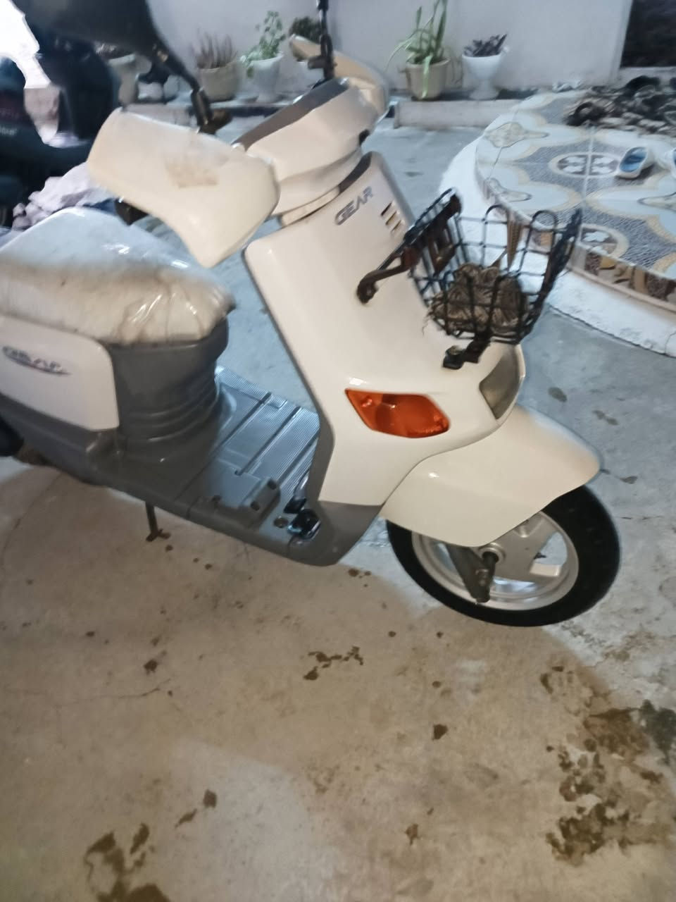 ماطور بيكم كلو شرط وضع الاصلي معمر محرك وكلو شغال وايرمنيه ا حتى هيترات تدفاء اليدات  الاناره كلو وضع الاصلي السعر 650وبي مجال اشويه مو شاري لا تكسر بي ***********
