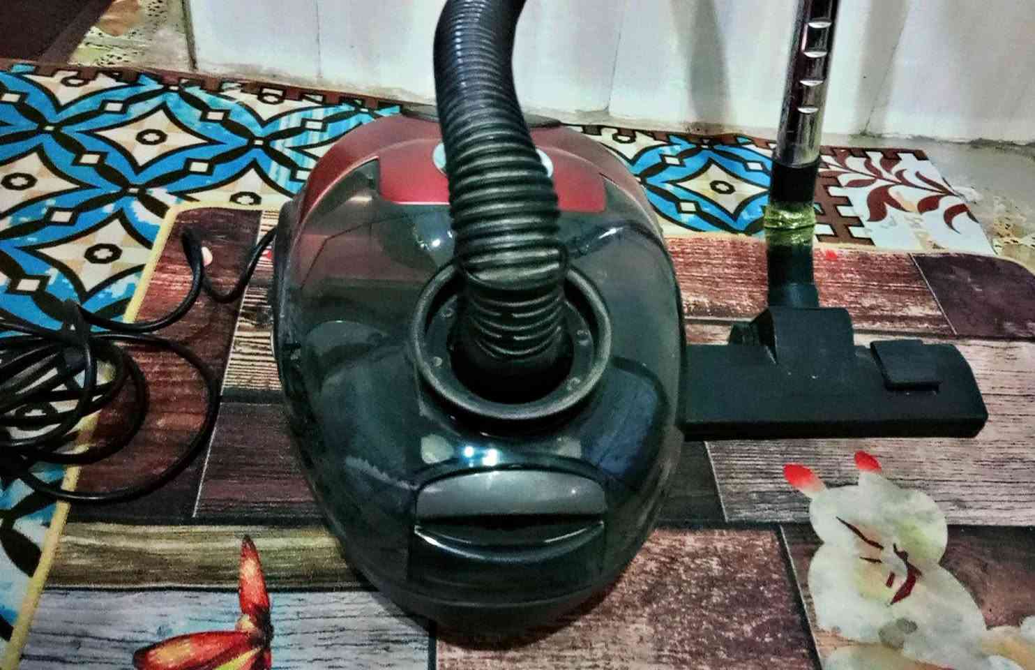 مكناسه كهربائيه للبيع / نظافه ٩٠٪ شرط الشغل ،
السعر /٤٠ الف قفل
النجف- شارع المطار 
***********
