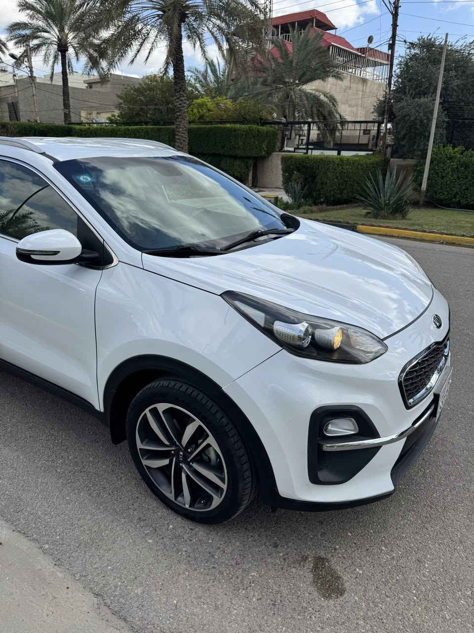 سبورتج 2021 خليجي
كيا سبورتج موديل 2021 خليجي مواصفاتها نص فول
محرك حجم 2000 دوش المرغوب 4 سلندر
سيارة كلش نضيفة ماشية 70 Km حقيقي على ايد وحدة من الزيرو
سيارة مكفولة كفالة عامة بيها فقط ملاحظات بسيطة
رقم جديد هزة جديدة سنوية باسمي تحويل مباشر

السعر مناسب 190 $ وبيها مجال

مكان السيارة بغداد حي الجامعة
*********** غيث الكبيسي
