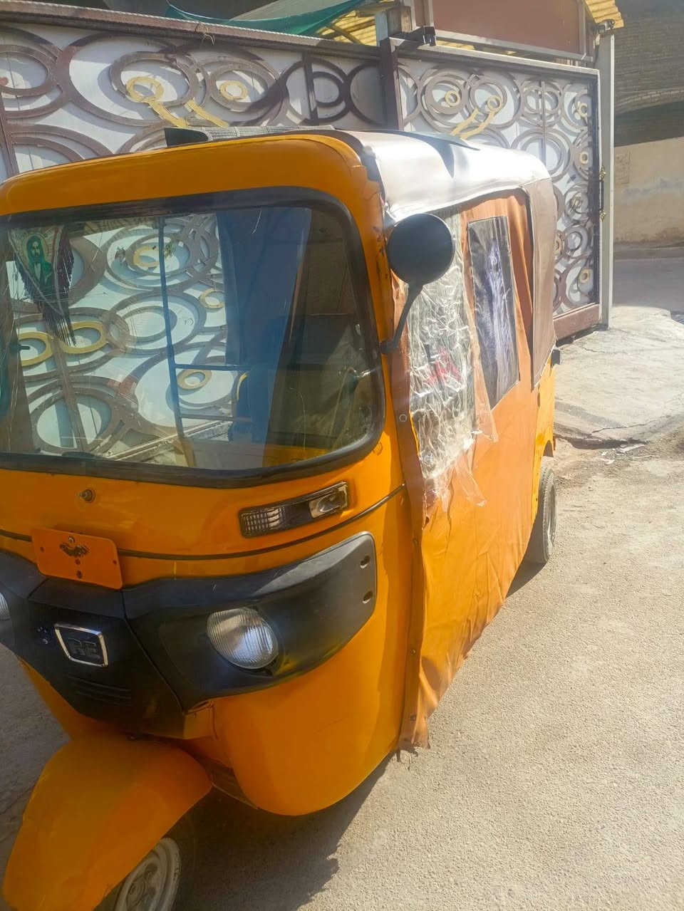 تكتك 20 بيه اكسل عاطل 5 ونص بيه مجال مرقم بسمي ***********
