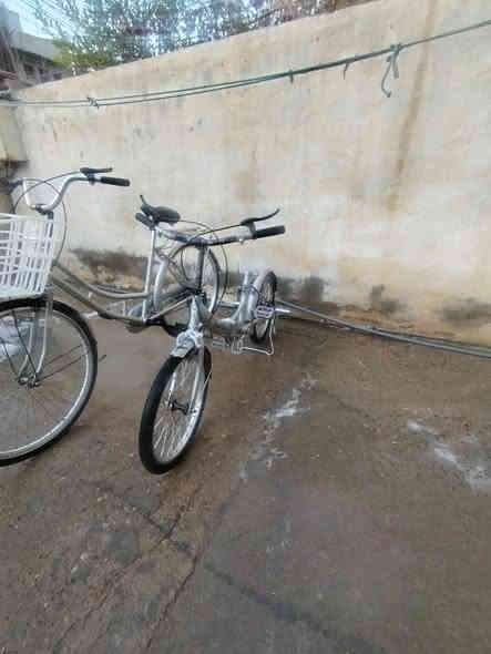 بايسلك لبيع الجبير 60 وبي مجال ولصغير 60وبي مجال ديالى خالص هبهب ***********
