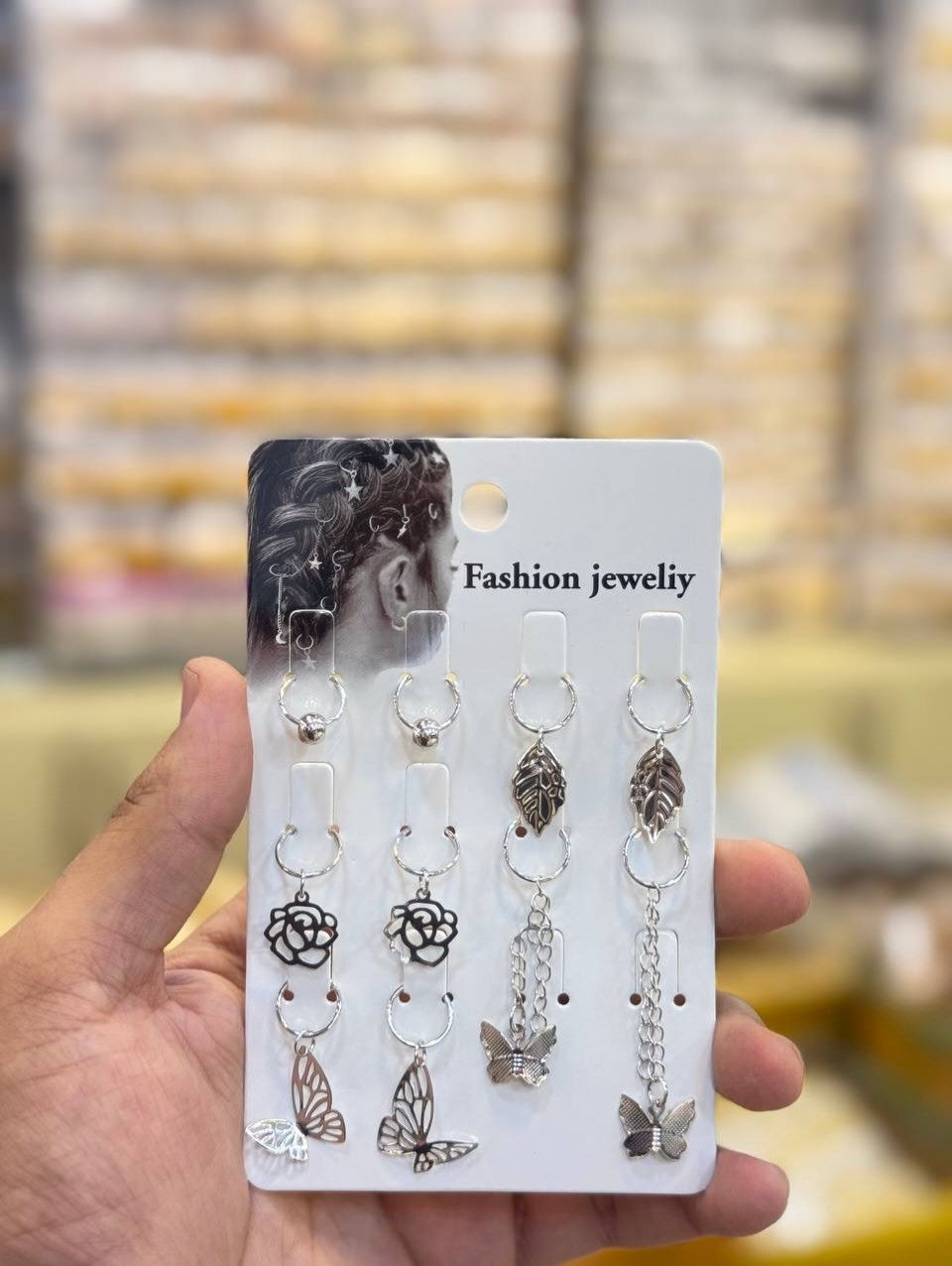 حلق شعر 
عرض خاص 3 سيتات ب2000 دينار 
مكتبة كلكامش الفرع 2 
سوق ال4000 مقابيل حسينية المرتضى
متوفر توصيل 🚚 

#yummy #ترند #بغداد


**إذا كنت صاحب هذا الإعلان وتريد حذفه لأي سبب، رجاءا أرسل رسالة إلى الدعم الفني**