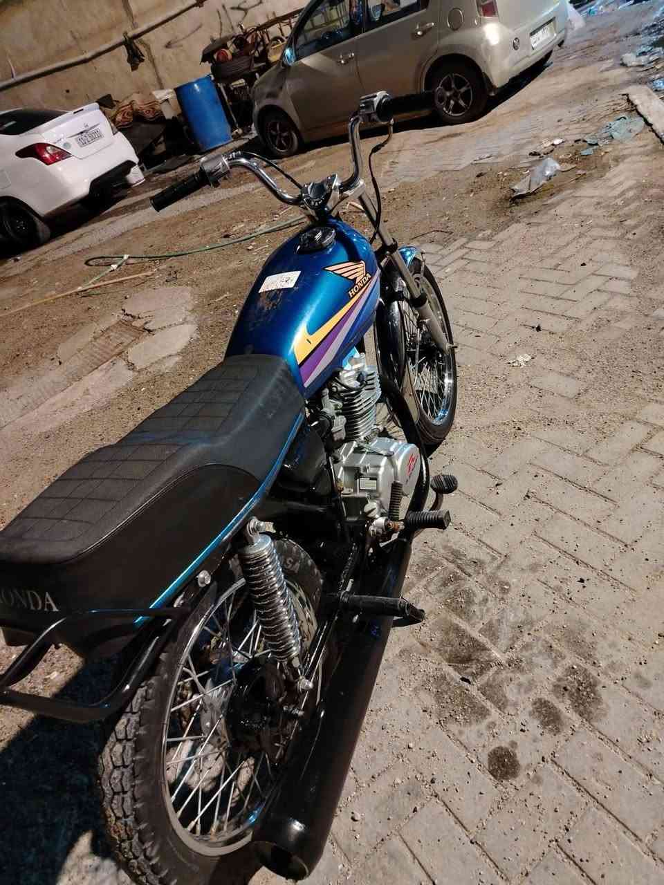 السلام عليكم دراجه رابيدو للبيع دراجه حلوه اي شي ما ناقصها سعر 550 مكاني بصره جمعيات شراي يراسلني واتساب مامتواجد عل فيس***********
