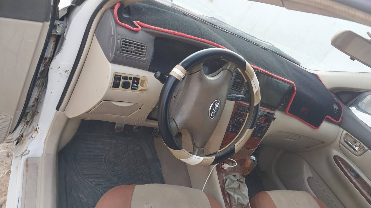 السلام عليكم من رخصت الادمن بي وادي خير من الله مال جناي مكينه واكير لانسر بلاد التفاصيل داخل المقطع العنون ديال تقاطع الوجيهيه ***********
