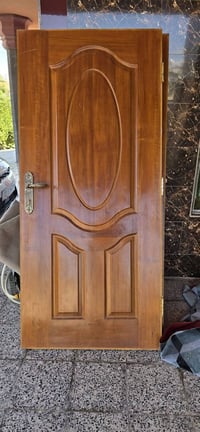 7 ابواب 2 نقشه والبقيه بدون نقشه للبيع الاستفسار 07818944352