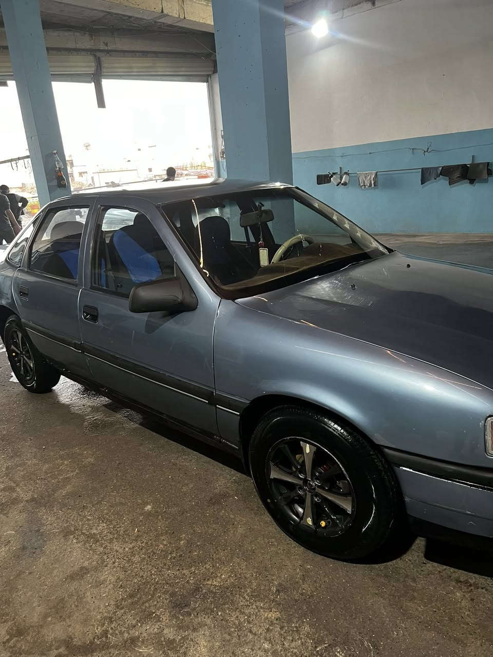 السلام عليكم 
للبيع سيارة أوبل فكترا 20 كير عادي محرك أوربي شرط سيارة نظيفة عليها غرامة 7 أوراق تنزل من السعر 
سعرها 36 ومجال 
***********واتس
غير متواجد ع فيس
