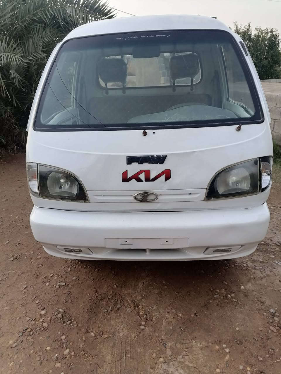 فاو للبيع أوراق كامله السياره جاهزه معمره بس المحرك بدايت صرف سعره ١٤ وبيه مجال شويه مستعجل عل بيعتها محتاج اتصال رقم تلفون ***********
