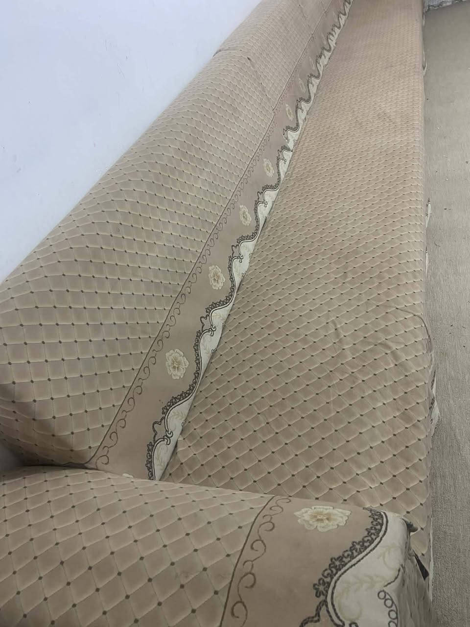 ديوان 9 مقاعد نظيف للبيع السعر 115 حله حي العسكري


**إذا كنت صاحب هذا الإعلان وتريد حذفه لأي سبب، رجاءا أرسل رسالة إلى الدعم الفني**