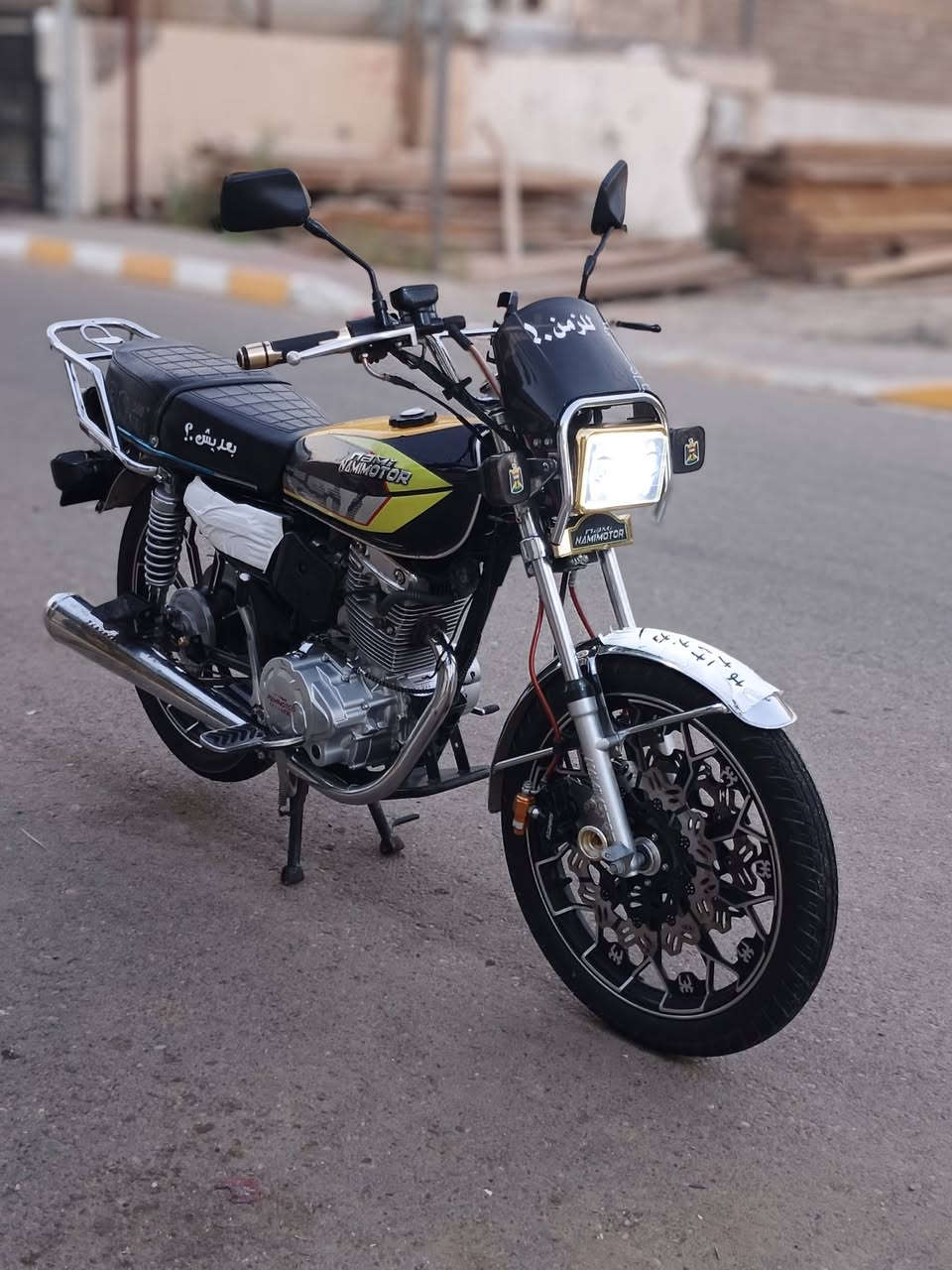 يا الله
للبيع نامه برو 
لون اسود محرك 200
موديل 25 دراجه نضيفه كامله من كلشي 
مجرد ما دير سلف الشخاطه واكفه 
سعر 750 بيهة مجال حك الجيه 
رقمي ‏‪***********‬‏ 
العنوان الرمادي التأميم قرب مطعم حجي باسم
