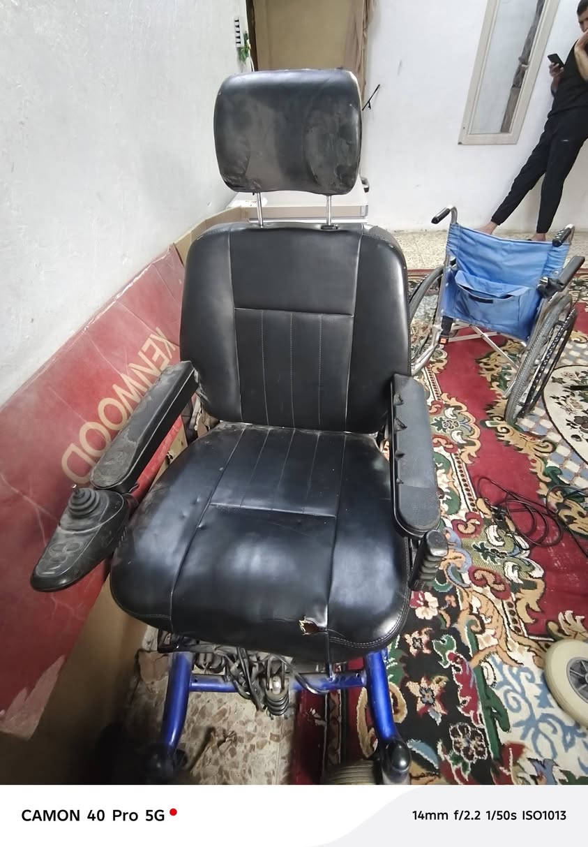 السلام عليكم اخوان عربانه معاق اوتوماتيك جير كهربائيه كون فحم ابيع شاحنتها وياهاي مك‏‪***********‬‏اني نهايه منطقه الشعله سعر 200 وبيها مجال
