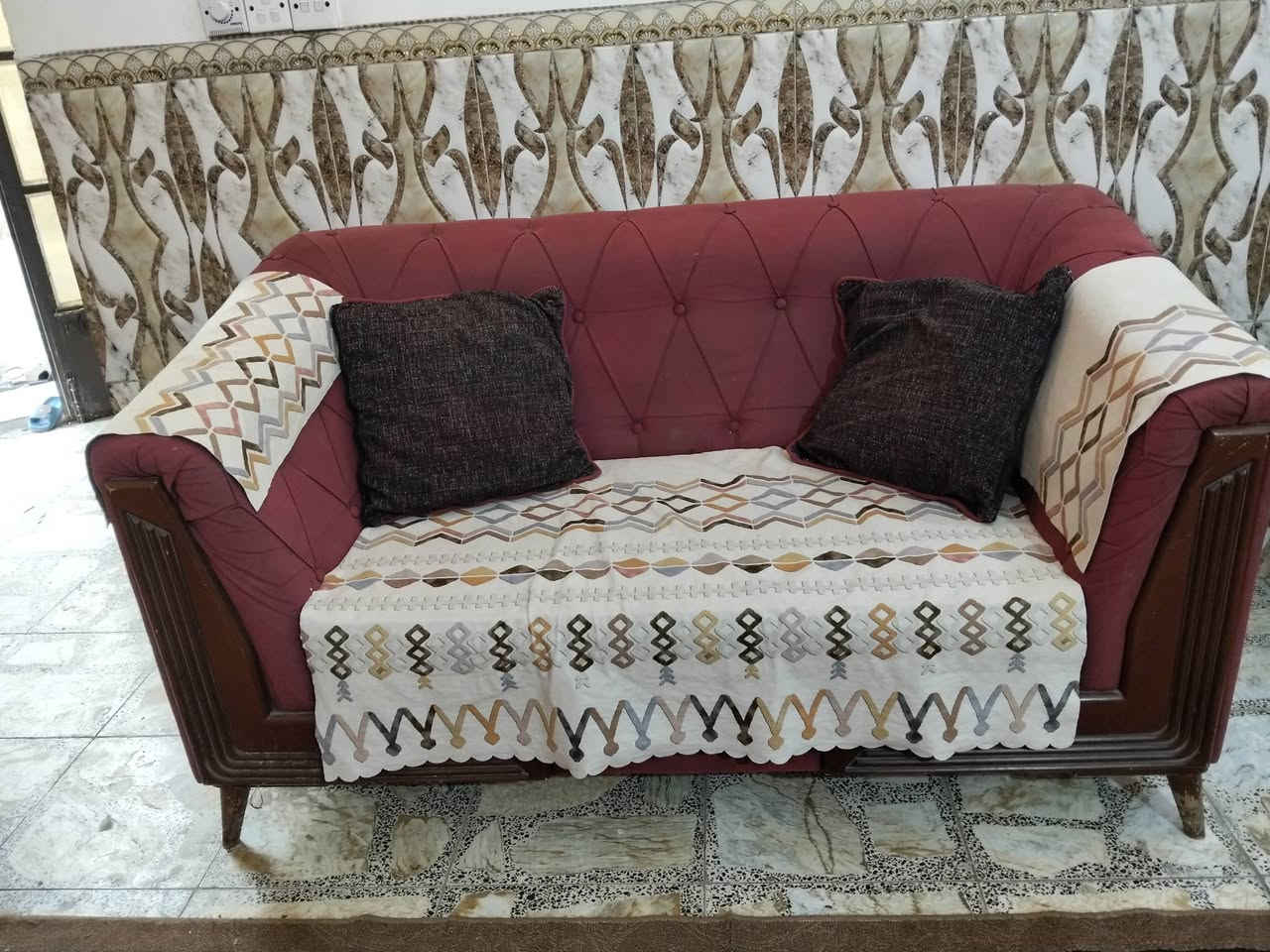 تخم مودرن تركي ١٠ مقاعد ٢٥٠ و بي مجال بسيط


**إذا كنت صاحب هذا الإعلان وتريد حذفه لأي سبب، رجاءا أرسل رسالة إلى الدعم الفني**