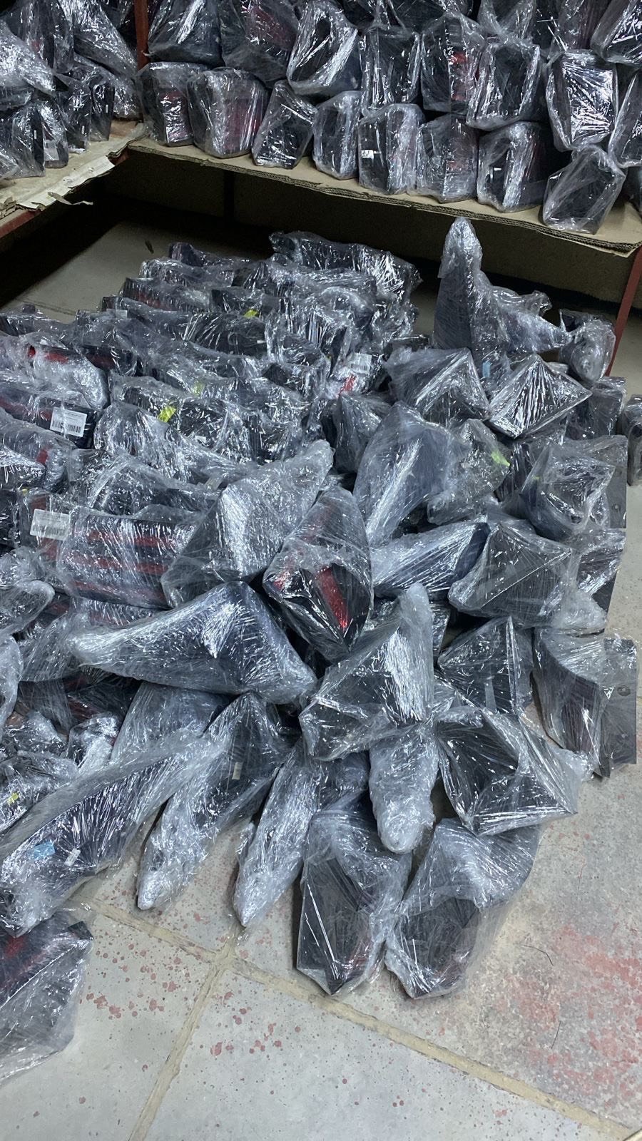 سوق بغداد مقابل وزاره التعليم العالي
علي المالكي لتجاره قطع غيار السيارات
الكوري والخليجي والامريكي 
ما هي ماركات وموديلات السيارات التي تناسبها هذه الأضوية؟: 
من مديل 2010 الى مديل 2026 الكوري والخليجي والامريكي 
هل هناك ضمان على هذه الأضوية؟: 
نعم ضمان العمل 
ما هو موقعك في العراق للتسليم أو الشحن؟: 
بغداد 
هل تتوفر خيارات التركيب؟: 
نعم فقط يوم الجمعه الشد مجاني 
هل يوجد خصم للطلبات الكبيرة؟: 
نعم يوجد 30‎%‎تخفيظات للقوائم الكبيره واصحاب المعارض والسمكريهزوالصباغين واصحاب التكسي 