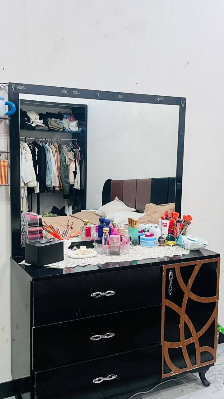 غراض للبيع مكان حي الحسين شارع الخدمي سياج الامن القومي


**إذا كنت صاحب هذا الإعلان وتريد حذفه لأي سبب، رجاءا أرسل رسالة إلى الدعم الفني**