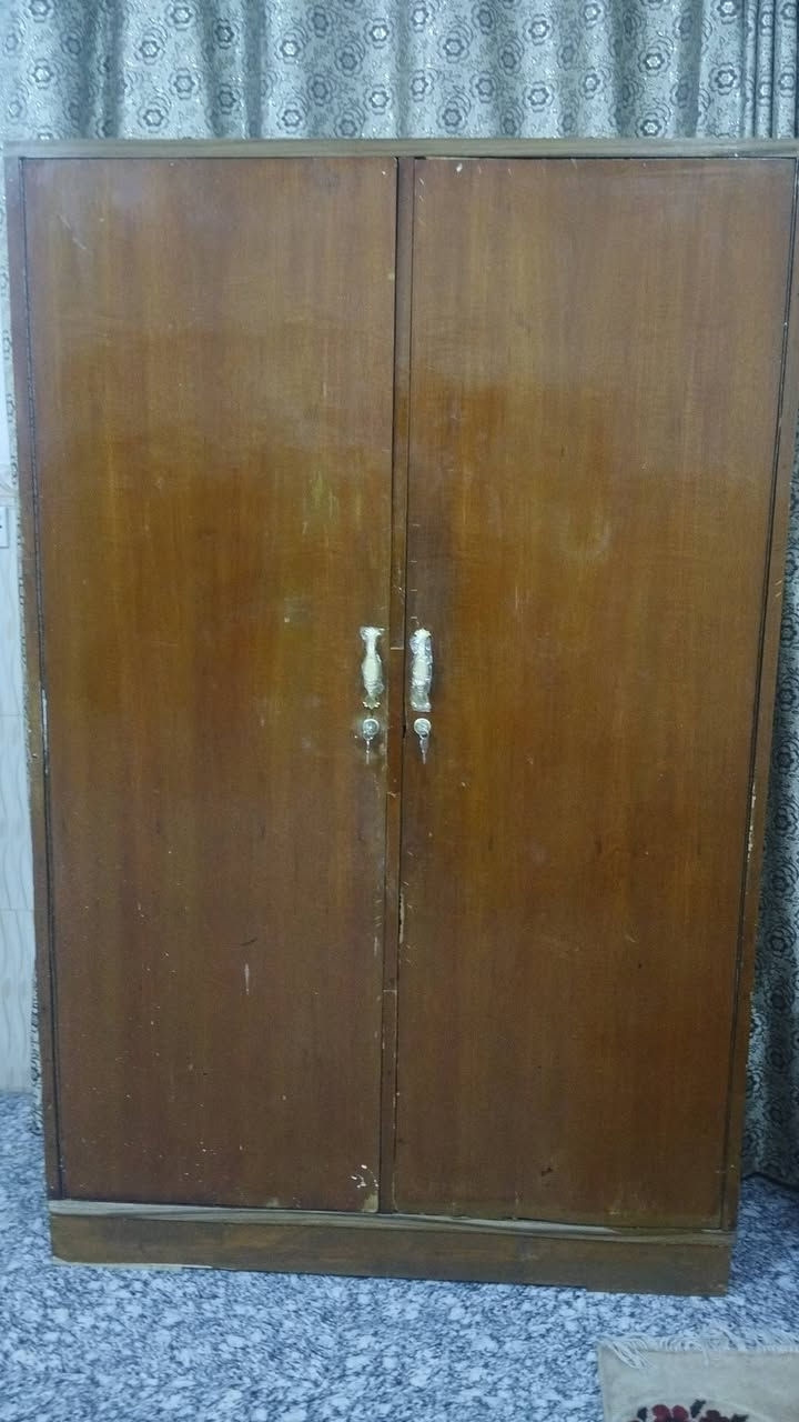 كنتور بابين خشب اصلي وقوي  مقسم ويخبل 
يحتاج فقط صبغ اذا تحبين صبغينه 
سعره 75 شراي خاص


**إذا كنت صاحب هذا الإعلان وتريد حذفه لأي سبب، رجاءا أرسل رسالة إلى الدعم الفني**