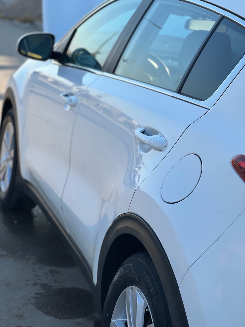 العماره  ابو رمانه  
كيه سبورتج موديل 2017
ماشيه ٣٠ وارد أمريكي 