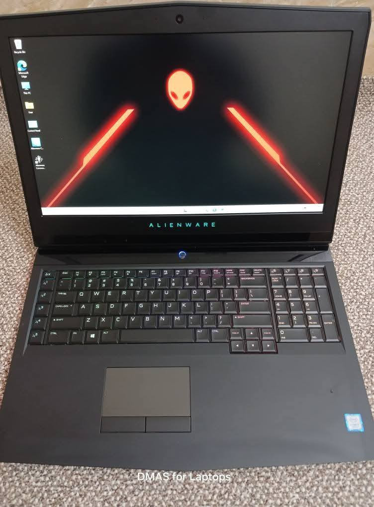 لابتوب مستخدم بحالة جيد
ملاحظة: فقط بيع بدون مراوس

السعر 670 ألف ثابت
توصيل 8 الف
لابتوب Dell Alienware 17 R4 گيمينگ مستعمل
شاشة 17 إنج قوية 2K / 120Hz
كرت شاشة خارجي قوي GTX 1080 8GB ثمان کيكا  بقوة 150 واطية
الشاحينة لابتوب 330 واط
معالج Core i7 الجيل السابع حرف HK
رام 16GB DDR4
هارد 500GB SSD NVMe
بطارية جديد
كيبورد RGB FULL
ويندوز 10 اصلي 

الموقع: أربيل

للتواصل: واتساب / فايبر ***********
