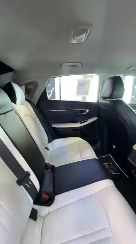 سوناتا لبيع ٢٠٢٣ السعر ١٦٠وبيه مجال ولستفسار اتصال على ***********
