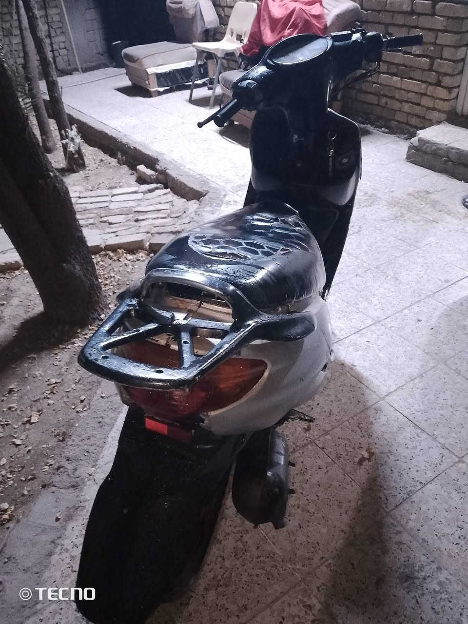 السلام عليكم
دراجه اكزز للبيع جا امشي بيهه وطفت ماادري شنو عطلهه سعرهه 130


**إذا كنت صاحب هذا الإعلان وتريد حذفه لأي سبب، رجاءا أرسل رسالة إلى الدعم الفني**