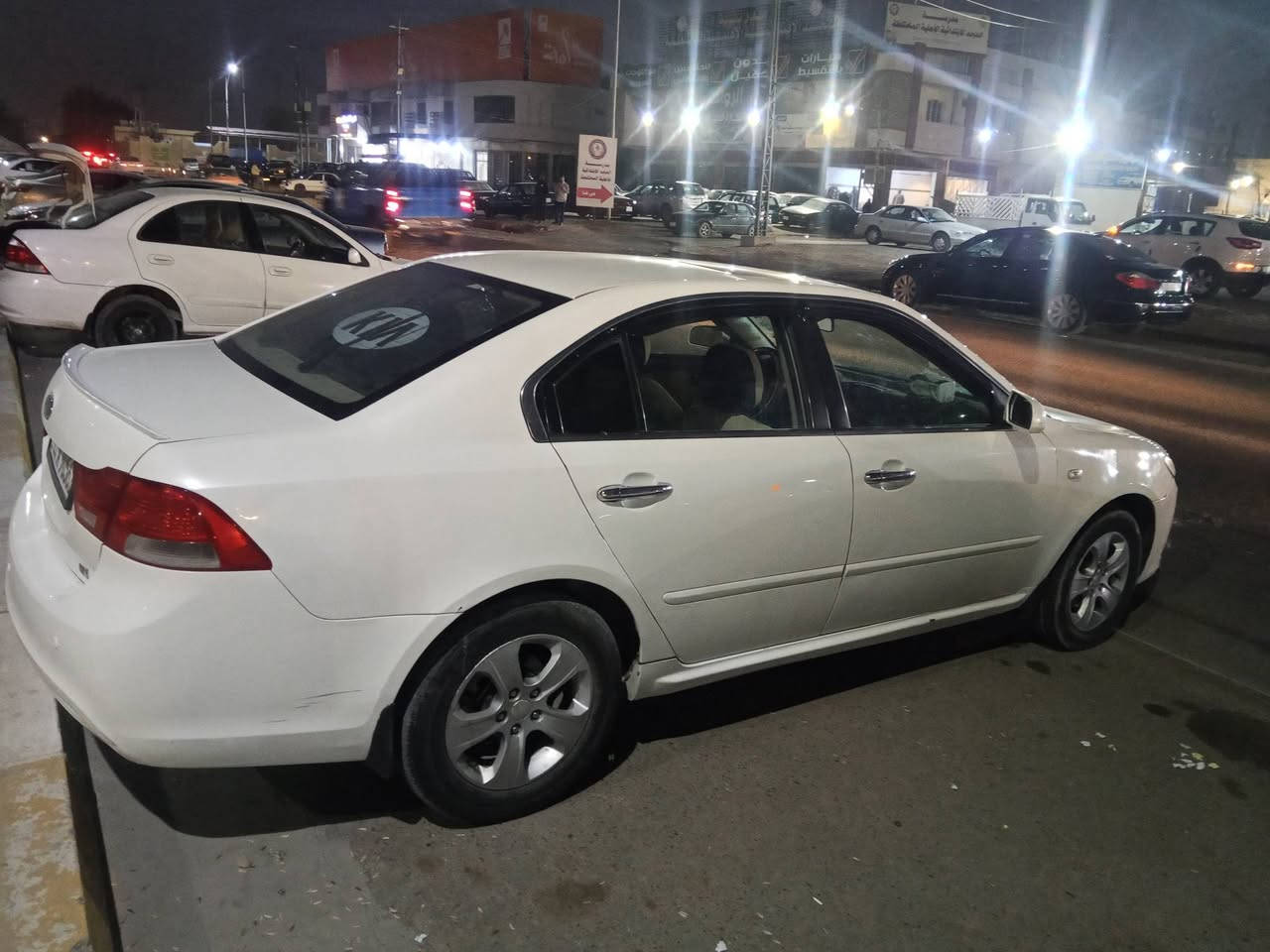 سلام عليكم وبتمه لبيع موديل 2009 خليجي بيه 4قطع رقم شمالي***********
