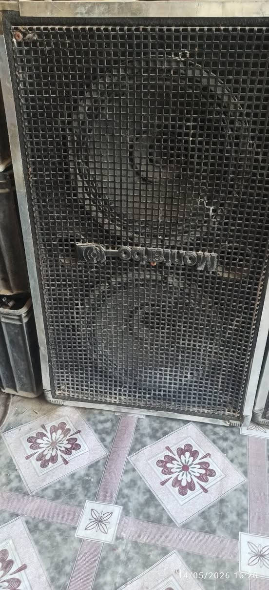 سلام عليكم زوج سماعات
السعر 250الف


**إذا كنت صاحب هذا الإعلان وتريد حذفه لأي سبب، رجاءا أرسل رسالة إلى الدعم الفني**