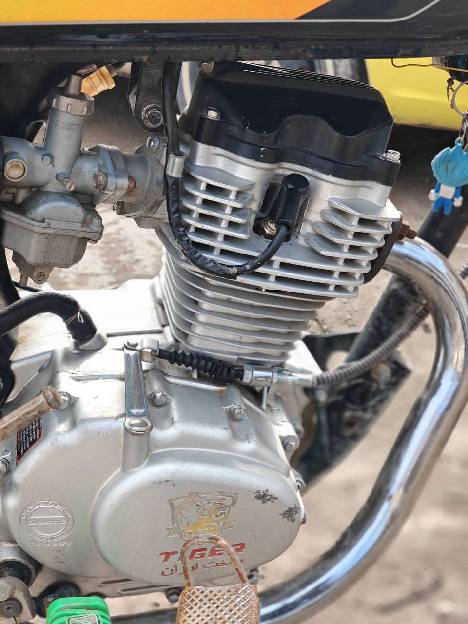 تايكر موديل 50محرك مبدل ولفات فقط محرك نار اخرس لاصرف ولادخان سعر 300وبيه مجال قليل  0781 685 7614
