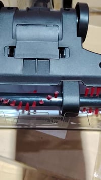 مكنسة كهربائية • كمية متوفرة