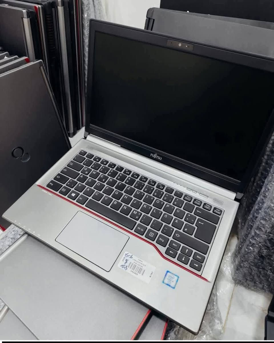 لابتوب Fujitsu ياباني أصلي — نظافة 99%
المواصفات:
• المعالج: Intel Core i5 — الجيل السادس
• الرام: 8GB DDR4
• التخزين: 256GB SSD
• الشاشة: 13.3 بوصة — FHD 1080p بتقنية IPS
• كرت الشاشة: داخلي 4GB
• نظام التشغيل: Windows 10 Pro أصلي
• كاميرا أمامية: FHD
• كيبورد: عربي / إنكليزي بإضاءة
• البطارية: ممتازة — حتى 3 ساعات

السعر: 180 الف

للاتصال أو واتساب: ***********
