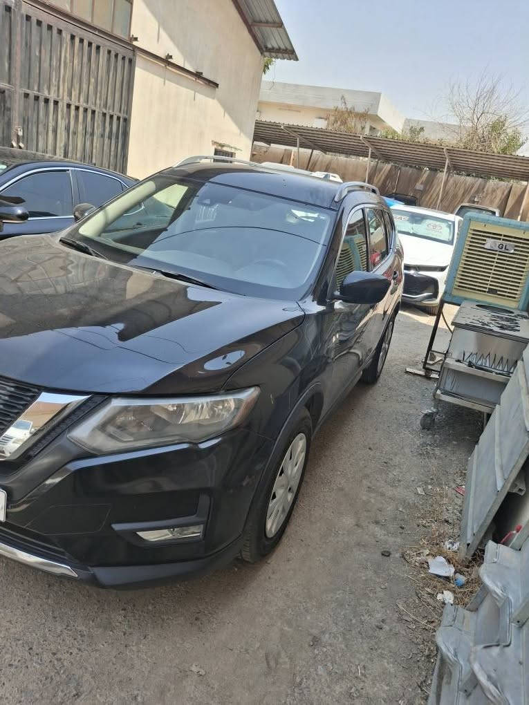 نيسان روك موديل 2020 دو بارجو نيوي هيه لةكل كةمك سبي بونوه سقف هيه (***********) أربيل, العراق
