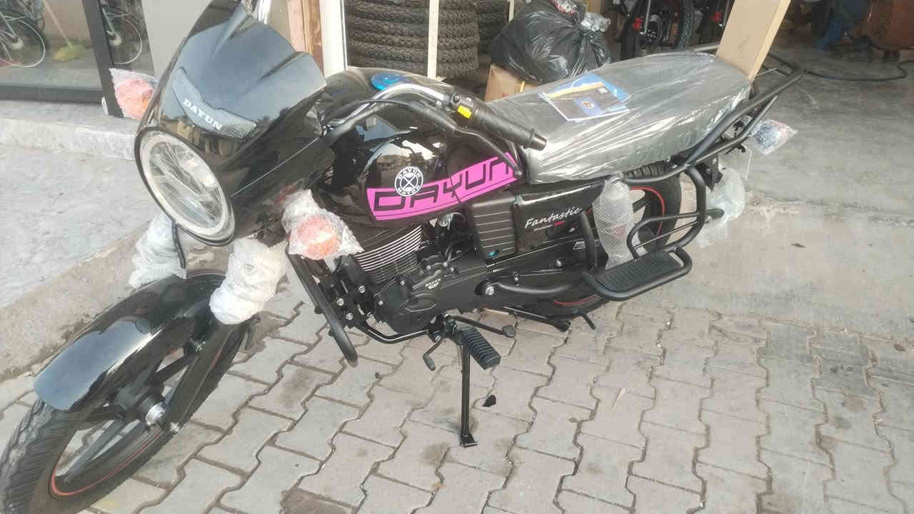 دايوان 25 شكل الجديد متوفر مرقم جمله مفرد عندنا توصيل الى جميع المحافظات اتصل وبخير وتدلل سعر الكلاسيك 1,525 مكان ديالى خالص الناي اداره سمير العبيدي موجود واتساب اتصل والخدمه *********** ***********
