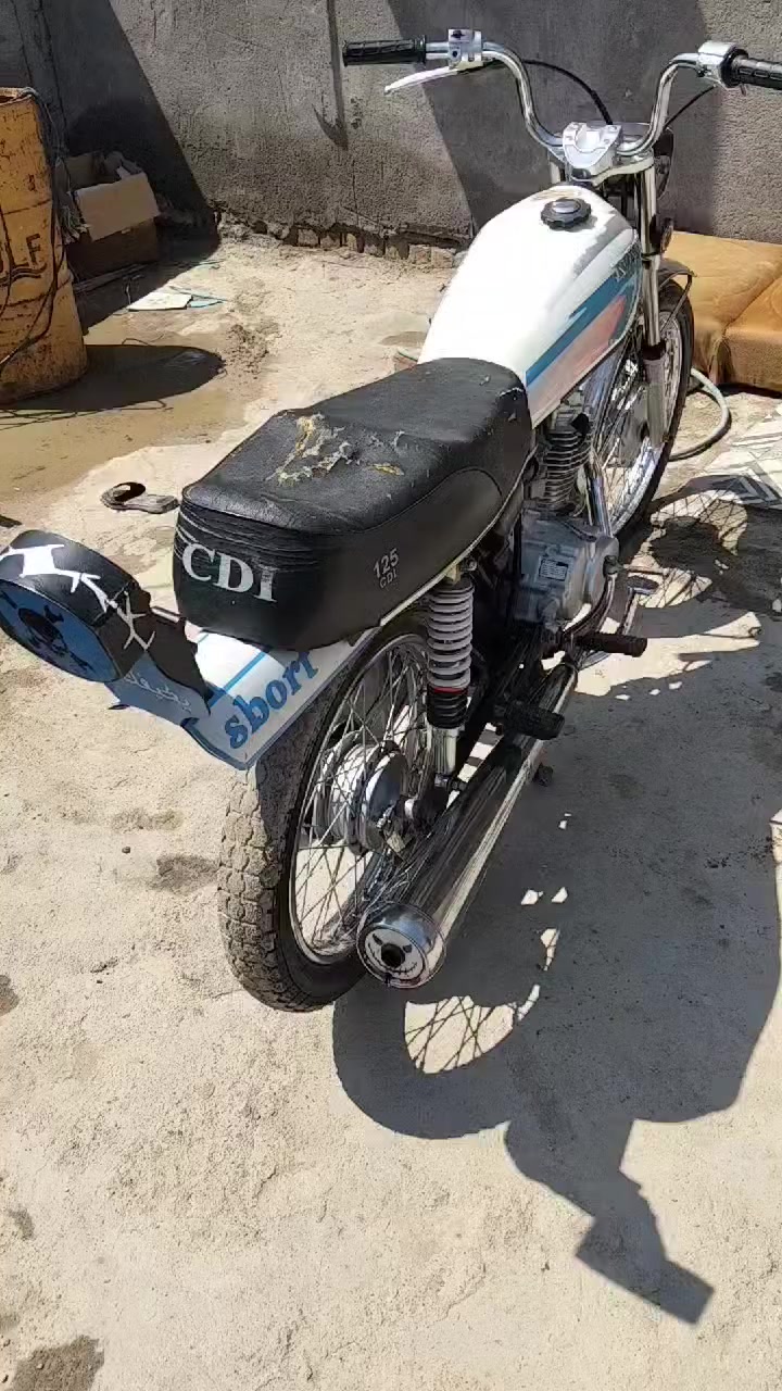 السلام عليكم
نامه للبيع اوراق اصولي طالعه من مجمع الكرار موديل2023 مو تعمير ما مفتوحه 850 وبيها مجال حك الجيه مكان ناصريه مركز صخيين المو شراي لا يتعبني


**إذا كنت صاحب هذا الإعلان وتريد حذفه لأي سبب، رجاءا أرسل رسالة إلى الدعم الفني**