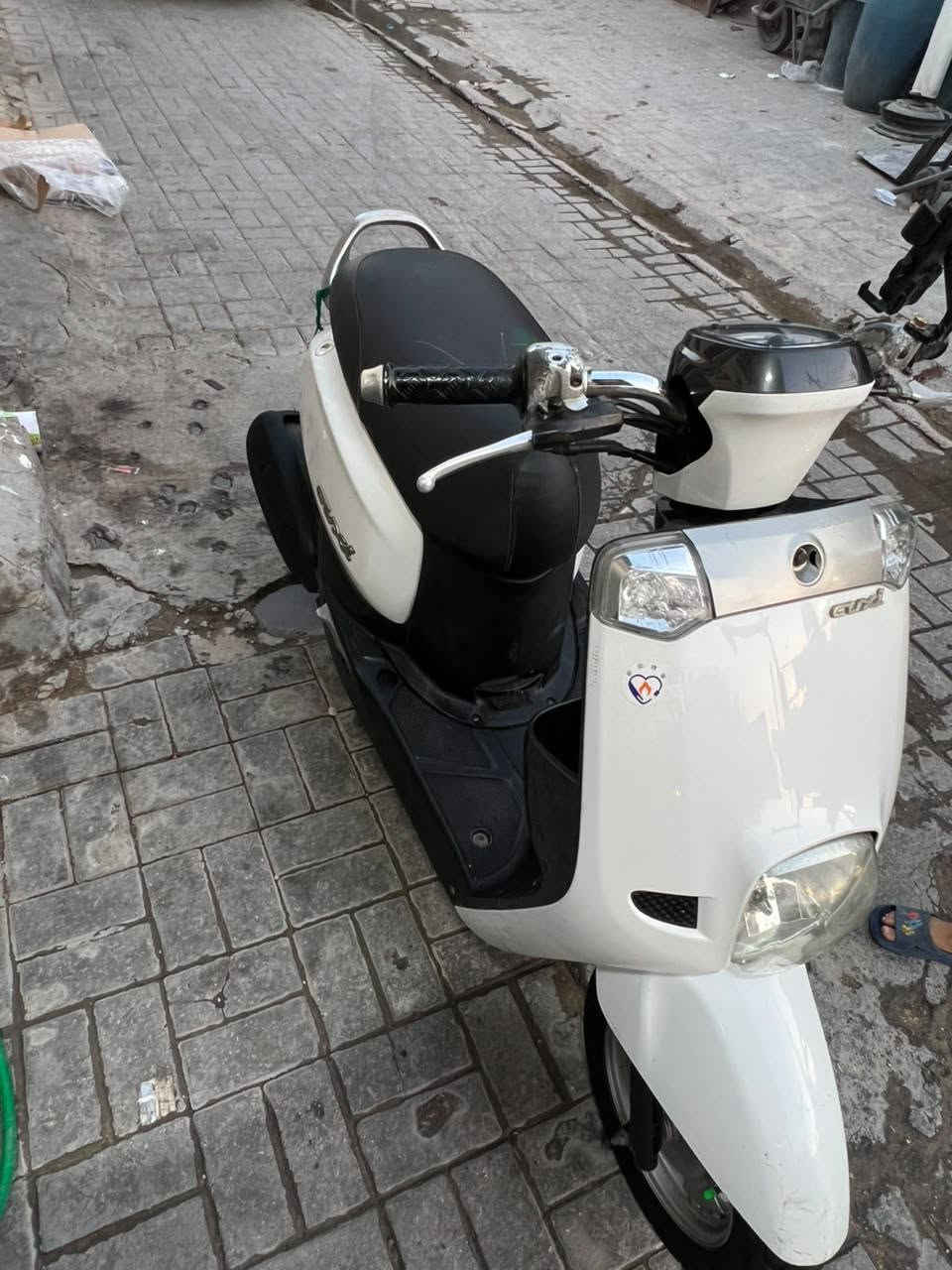 السلام عليكم
بوليس حديث لبيع 

دراجة مال رمبه قبل شهر نزلتها 

الدراجة وكالة مكفولة كفالة عامه 

 نظيفة بمعنى الكلمة أفول كله محسن 

جيب فيتر وافحص لحد متقتنع 

الدراجة عارضها بمليون وبيها مجال حلو 

للاستفسار ***********
العنوان بغداد الوشاش
