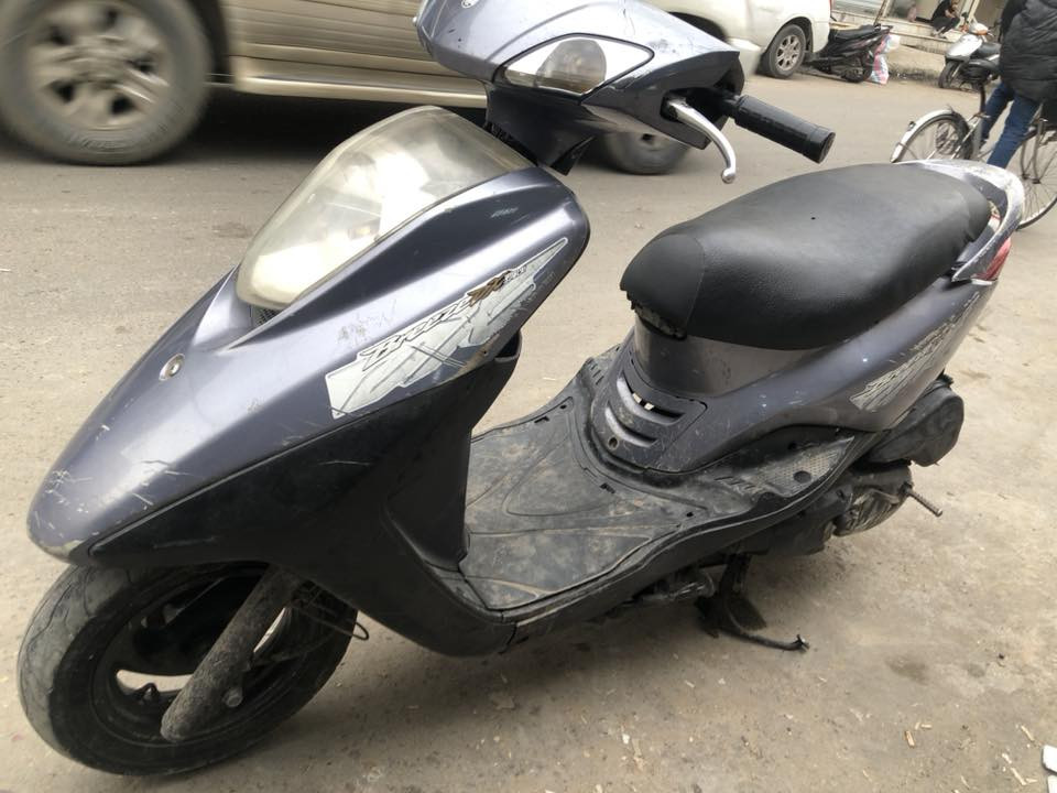 بريز فحل دسك كابريتى 
مكينه مفتوح بيهى كور فقط 
كفرات بلاديه ختم واحد 
كهربائيات كله شغاله منطول 
دبلات تايرات لوك طسه ناعمه 
ستانين تعليك وصفح قفل ستيرن وقفل جنطه سعر 500 الف بيهى مجال حك جيه بغداد كريعات استفسار اكثر اتصال ☎️ ***********
