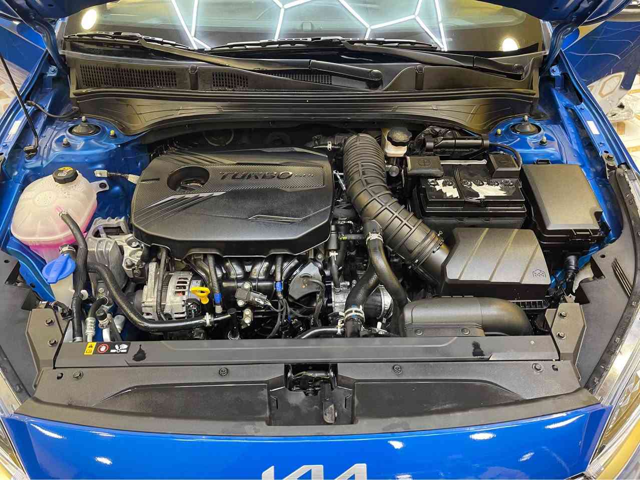 السلام وعليكم فورتي وارد امريكي تقرير امطار قطرت ماي مابيه شرط السونار سياره ماشيه 5الف وضع الشركه موديل السياره 2024
موصفات السياره Gtفول واحد على واحد
فتحه
لايت زنون 
بك لايت ايل 
ويل كروم كبير
كزوز رياضي 
كشن جلد 
كشن تتئه تبريد
كامره
حساس امامي خلفي
رادار
نقاط عمياء
تشغيل عن بعد
شحن لاسلكي
سبايدر خلفي
بلوجكتر

بعد بيه موصفات
السياره حره بدون رقم دخول جديد السعر 168
وهذا رقمي لشراي*********** البصرة, العراق
