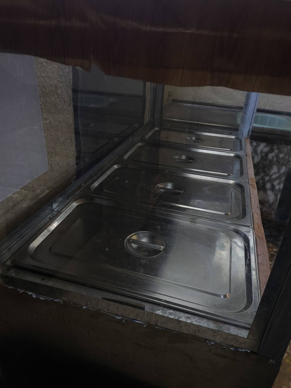 اخواني غراض مطعم للبيع 
رقم صاحبهن
***********
