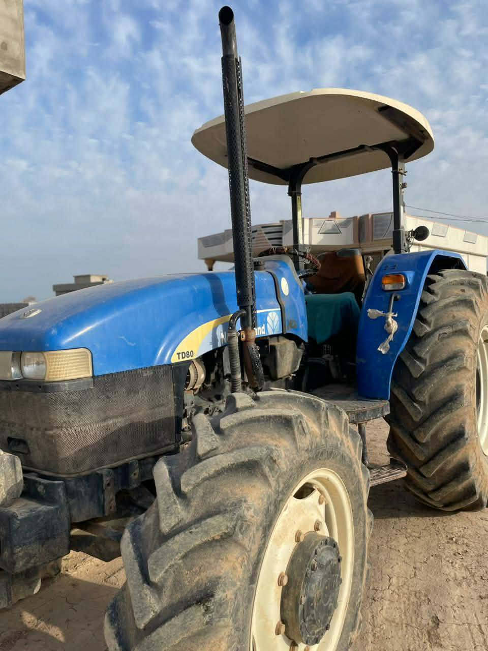 السلام عليكم /للبيع نيهولند موديل 2014 كتاب شركة كركوك تحويل او وكالة مكفولة كفالة عامه محرك گير بم ع الشركة تايرات مابيها كل نقص المكان ديالى ناحية العظيم /للاستفسار اكثر الاتصال ***********/***********9 ملاحظه مكلف بالنشر 🌹🌹
