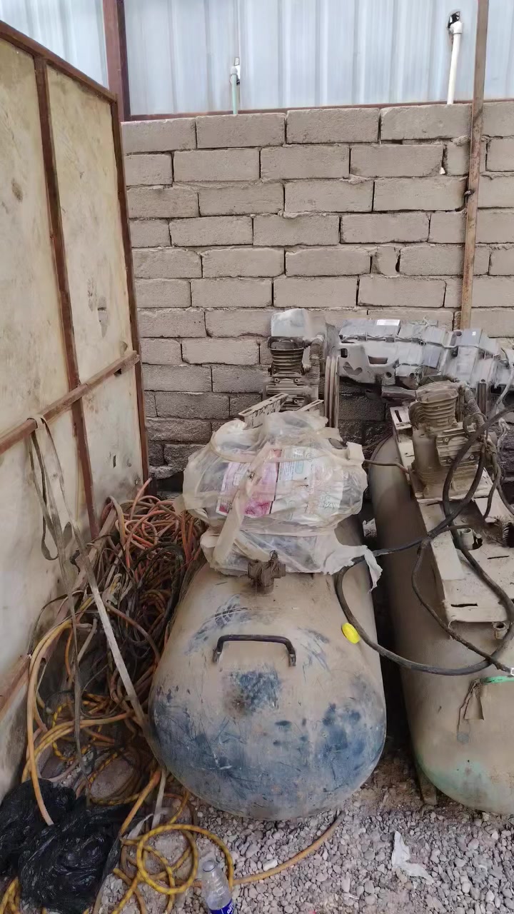 لل بيع الاستفسار ***********
