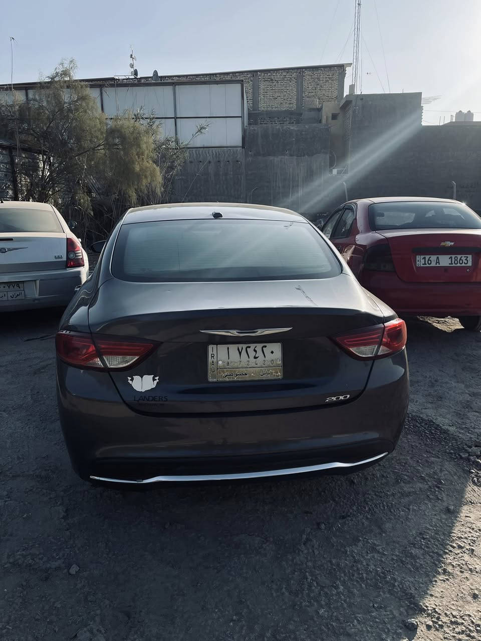 2.4 L C200 موديل 15
وارد امريكي  حادثها بس جاملغ  وبالعراق البنيد خشمه بي بارد 
مواصفاتها عادية مكينة وكير كفالة السيارة مابيها نقوصات  صدرها الخلفي شويه تعبان يرادله تبديل 
السياره عليها لد متغير جميع الالوان  عن طريق التطبيق مالته
مكاني الحلة المركز 
السيارة باسمي 
السعر : 95وبيها مجال 
***********
