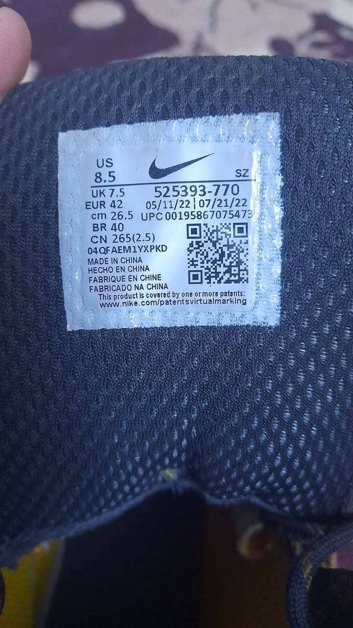 حذاء نايك قياس والصور واضحه بغداد مدينة الصدر توصيل ماعندي ***********
