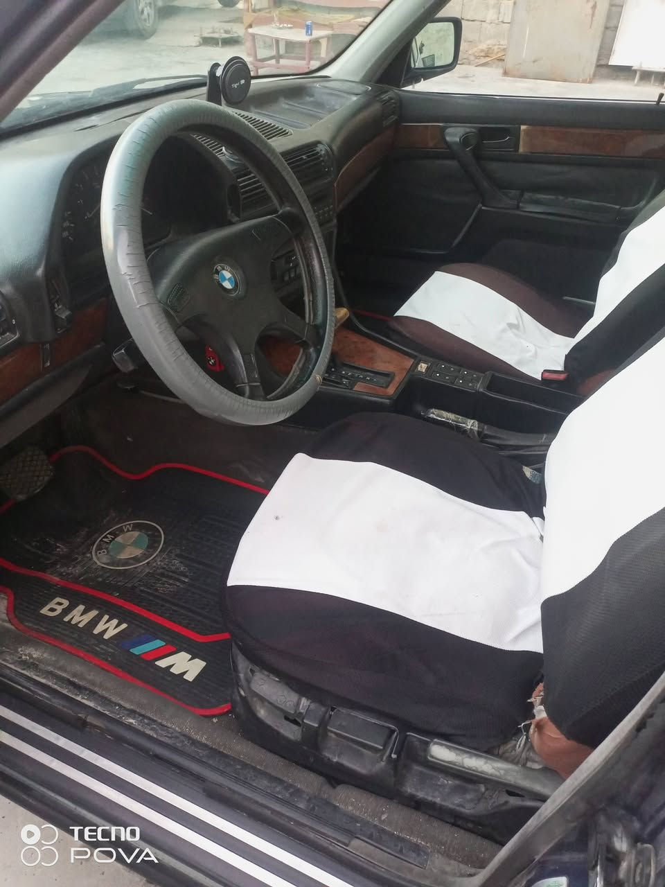 سلام عليكم بي ام للبيع السعر 45 أو بيه مجال رقم الهاتف *********** مكاني الانبار الفلوجه اتصل اعرف التفاصيل أكثر
