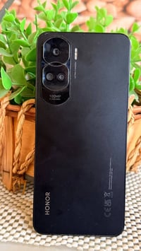 هونر ٩٠ لايت • ٢٥٦ • بطاريه ٤٥٠٠