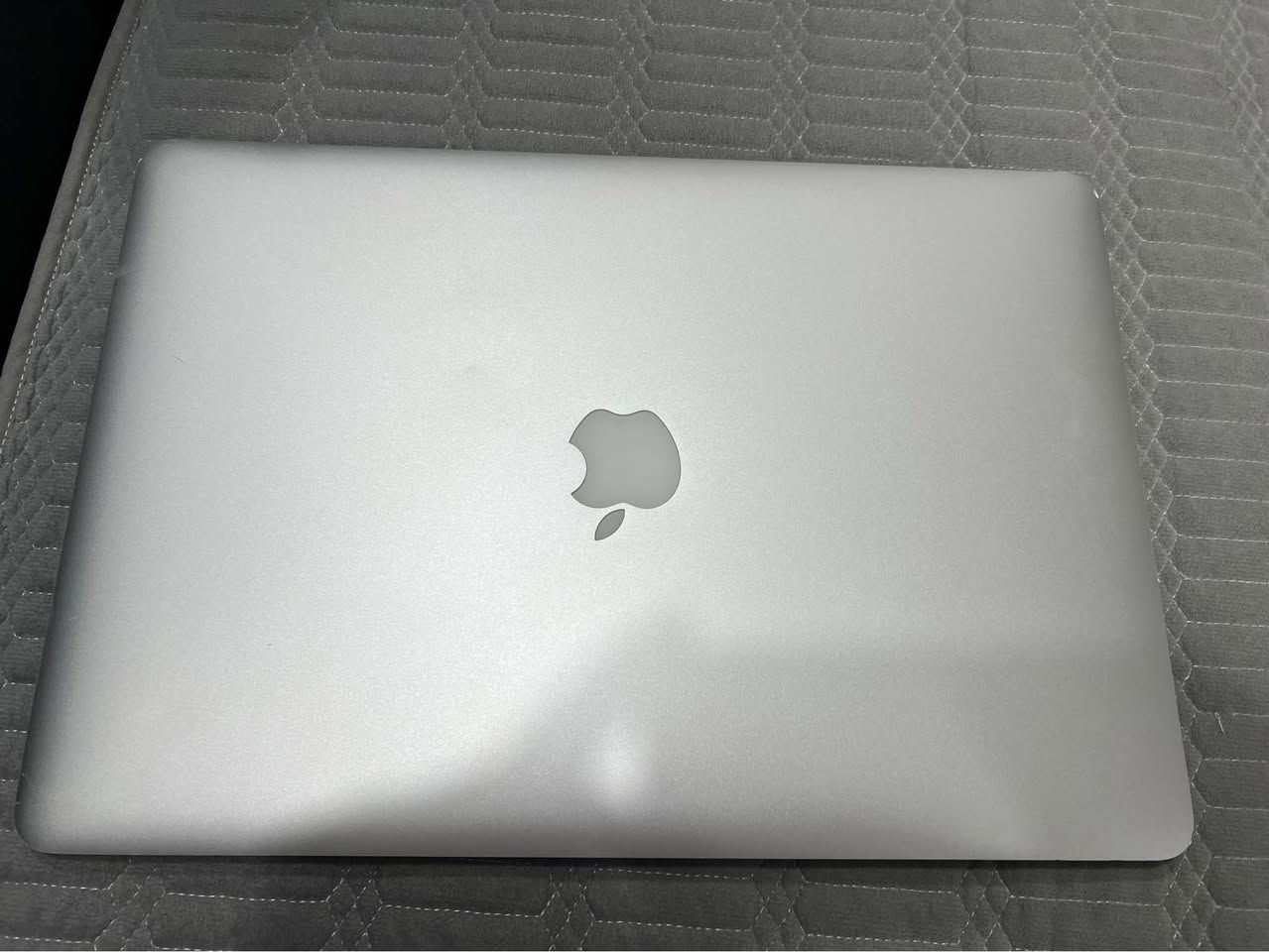 ماکبوک پرۆ کۆرئای٧ رام ١٦ هارد ٥١٢ زۆر پاکە بێ کێشەیە بەشەرت دوای٣٧٠ هەزار دینار أربيل, العراق


**إذا كنت صاحب هذا الإعلان وتريد حذفه لأي سبب، رجاءا أرسل رسالة إلى الدعم الفني**