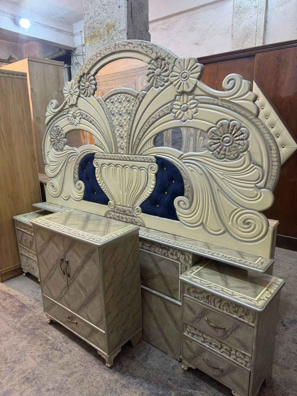 غرفه صاج للبيع شغل حديث
سعر مناسب جدا 750
توصيل بغداد مجاني محافظات بكروه عنوان الأمين الثانيه للحجز والاستفسار ***********
