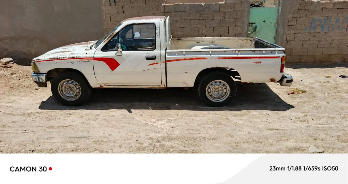 سلام عليكم تيوتا موديل 91 سياره جاهزه وشغاله مال جناي سياره حلوه وكل عيب مابيه  مكانه واسط نعمانيه الشراي تصال على ‏‪***********‬‏  اني مكلف بنشرر
