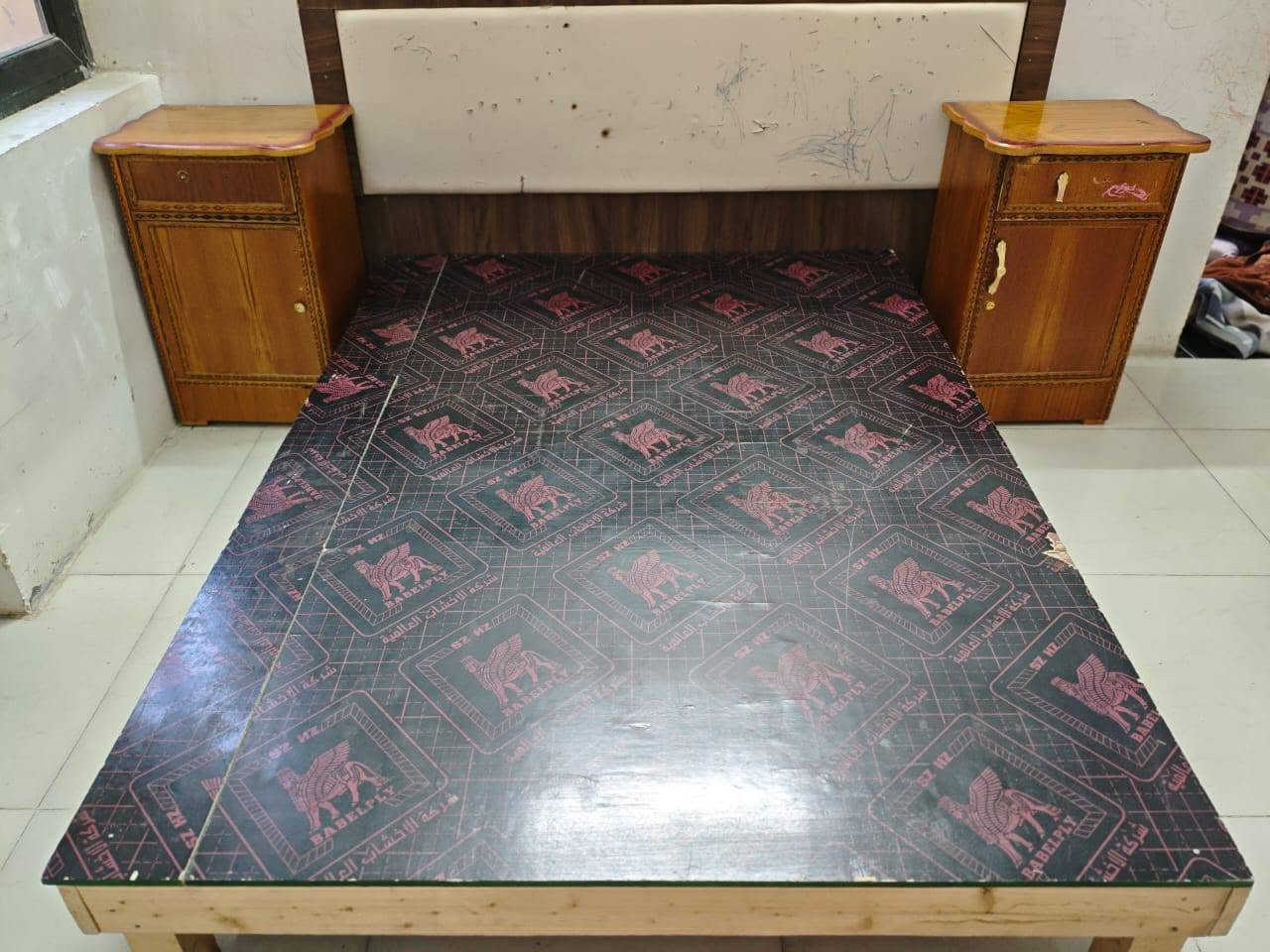 سلام عليكم صوميه مع كومديات و دوشك للبيع السعر135 وبيها مجال للطيبين لاستفسار *********** واتساب فقط العنوان لأمين الثانيه نهايت خط الكوسترات
