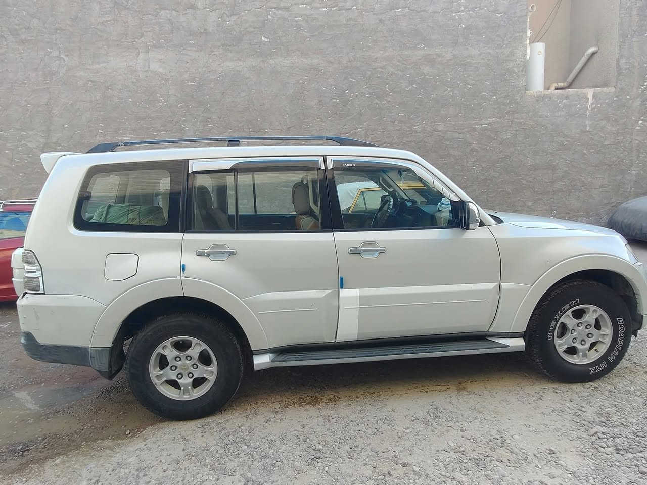 السلام عليكم باجيرو 2008 محرك 3000
محرك وكير خير من الله تبريد شغال تخم تايرات جديد مكاني بغداد السيارة بأسمي سنوية جديدة السعر ١٢٠
للإستفسار ***********
