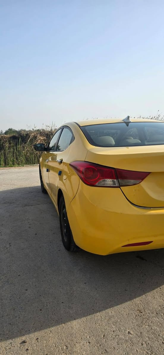 سلام عليكم سياره النتره 2013وارد امريكي مكينه 2000رقم بغداد دولي بسمي السياره مكفوله كفاله عامه مكينه حاويه تخم تاير صدر امامي خلفي مكفوله السياره بيه جاملغ امبدل وجاملغ الخلفي بي ضربه خفيفه السعر 95وبيه مجال المكان اديالى بعقوبه تقاطع القدس الستفسار ***********
